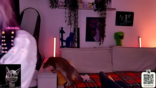 Lollyshy online show from 10-30-25, 10:49