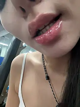 jiajia L online show from 03-15-26, 11:49