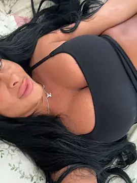 AriannaIsabellax online show from 05-02-26, 11:48