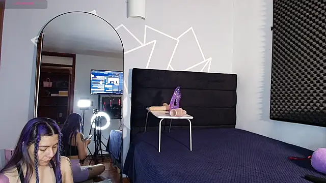 karlamoon23 online show from 04-03-26, 08:18