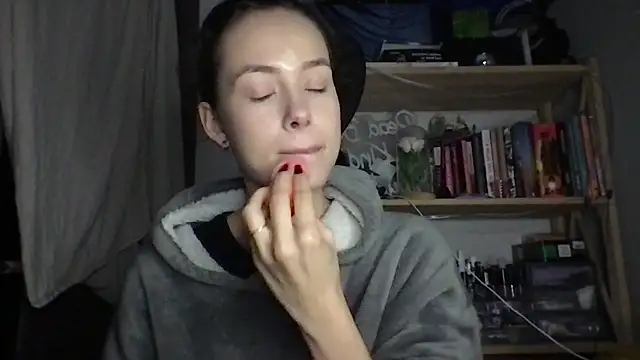 Yuna5343 online show from 10-06-25, 09:01