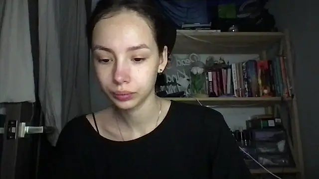 Yuna5343 online show from 10-09-25, 07:23