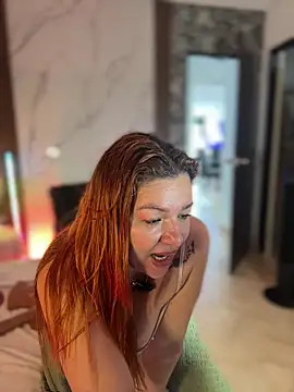 Snapshot of Bigass_curvy chatting on 11-02-25, 08:33 Bigass curvy online show from 11-02-25, 08:33