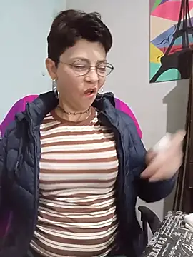 Lulypsicologasexual online show from 06-26-26, 12:09