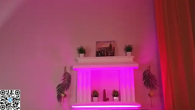 Snapshot of odelynbrower chatting on 02-17-26, 01:02 odelynbrower online show from 02-17-26, 01:02