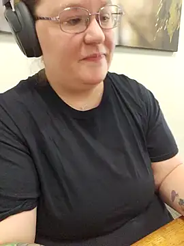 Love86Emily online show from 01-19-25, 03:10