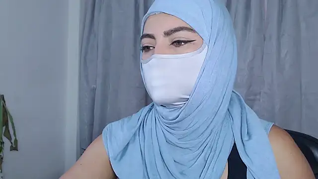 Snapshot of jade_nassar chatting on 05-14-26, 08:37 jade nassar online show from 05-14-26, 08:37