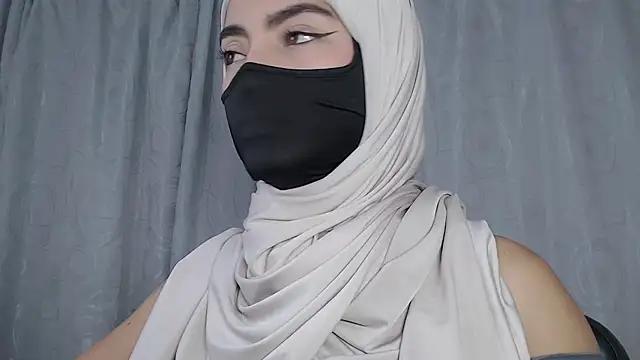 Snapshot of jade_nassar chatting on 07-17-26, 10:58 jade nassar online show from 07-17-26, 10:58