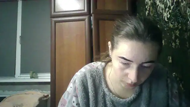 Kitten36 online show from 10-17-25, 05:37