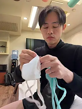 iiiviviii online show from 03-05-26, 12:01