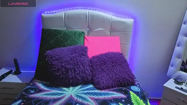 elapetitie online show from 01-17-26, 06:51