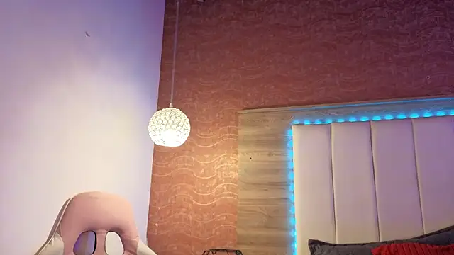 Snapshot of AgnesIvanova chatting on 02-07-26, 06:44 AgnesIvanova online show from 02-07-26, 06:44