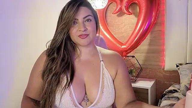 Snapshot of AgnesIvanova chatting on 02-12-26, 06:47 AgnesIvanova online show from 02-12-26, 06:47