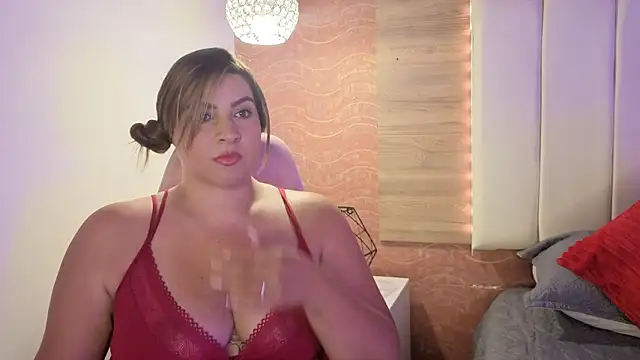 Snapshot of AgnesIvanova chatting on 02-23-26, 07:11 AgnesIvanova online show from 02-23-26, 07:11