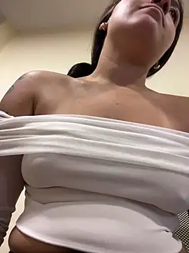 Alyha Cortes online show from 03-16-26, 01:59