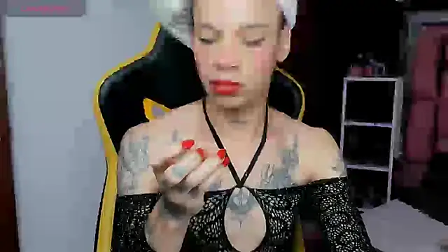 Snapshot of sara_slut21 chatting on 03-21-25, 04:28 sara slut21 online show from 03-21-25, 04:28