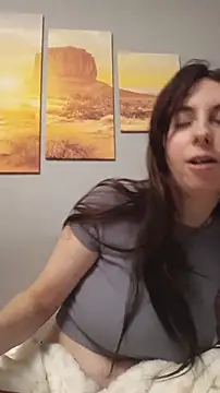 LadyFreyna online show from 05-17-26, 09:00