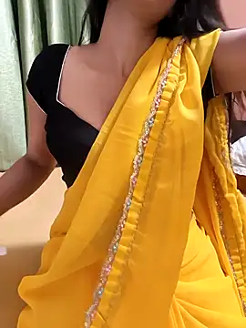 Snapshot of Shalu_G chatting on 04-28-26, 04:06 Shalu G online show from 04-28-26, 04:06