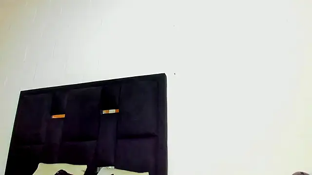 Snapshot of bunnyrose_18 chatting on 09-11-25, 05:51 bunnyrose 18 online show from 09-11-25, 05:51