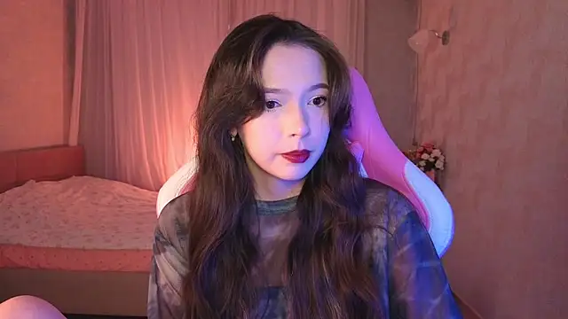 Snapshot of yuna_sunshy chatting on 04-28-26, 11:10 yuna sunshy online show from 04-28-26, 11:10