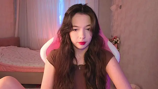Snapshot of yuna_sunshy chatting on 05-05-26, 01:13 yuna sunshy online show from 05-05-26, 01:13