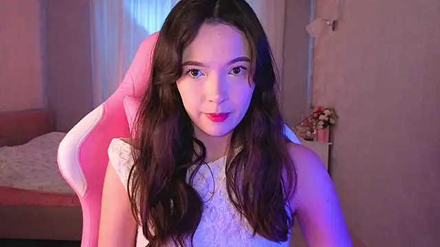 Snapshot of yuna_sunshy chatting on 06-08-26, 01:28 yuna sunshy online show from 06-08-26, 01:28