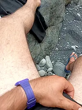 jr0625 online show from 09-12-25, 03:12