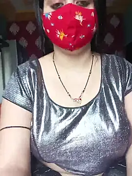 Snapshot of indiancouple659 chatting on 04-17-26, 07:22 indiancouple659 online show from 04-17-26, 07:22