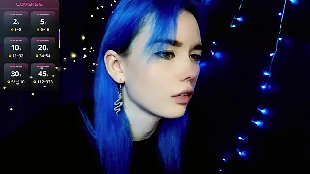 Kiara Dream online show from 12-15-25, 09:30