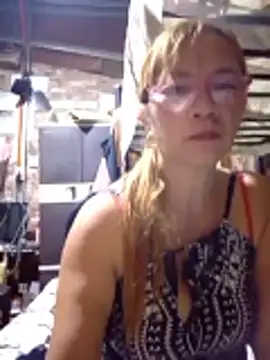 SexyHottMom online show from 12-23-25, 02:20