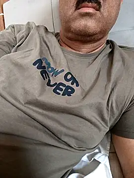 moonflower25 online show from 12-04-25, 03:49