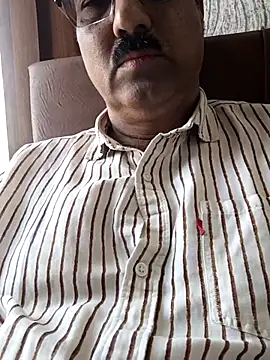 moonflower25 online show from 12-16-25, 05:12