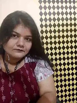 Snapshot of Meenu_tiwari chatting on 09-10-25, 03:12 Meenu tiwari online show from 09-10-25, 03:12
