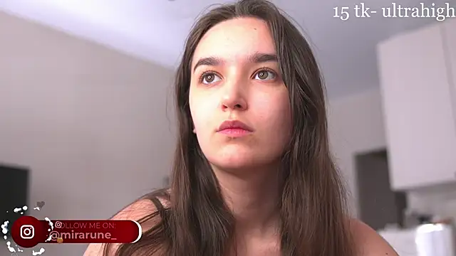 Snapshot of Mirarune chatting on 06-25-26, 01:15 Mirarune online show from 06-25-26, 01:15