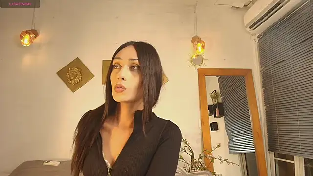 Aleexiiaa online show from 07-15-26, 04:29