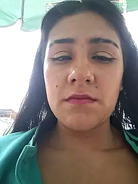 Snapshot of CAROLINE__07 chatting on 09-19-25, 07:25 CAROLINE 07 online show from 09-19-25, 07:25