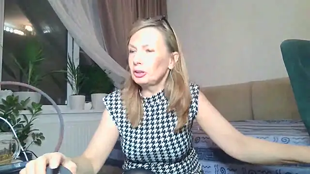 Sweetmurrr online show from 02-08-26, 01:09