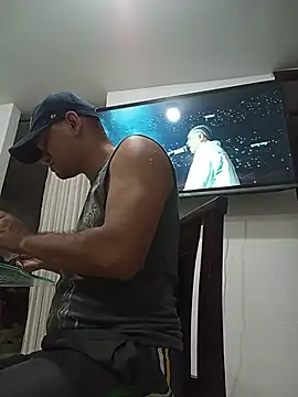 Snapshot of tianito96 chatting on 07-07-26, 12:57 tianito96 online show from 07-07-26, 12:57