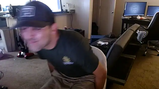 TypicalDepot5 online show from 10-04-25, 12:14