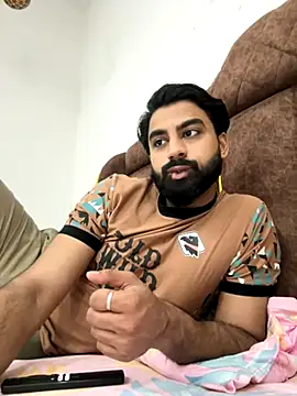 hottestboy03 online show from 10-31-25, 05:30