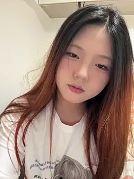 Snapshot of mimi9420 chatting on 06-20-26, 03:59 mimi9420 online show from 06-20-26, 03:59
