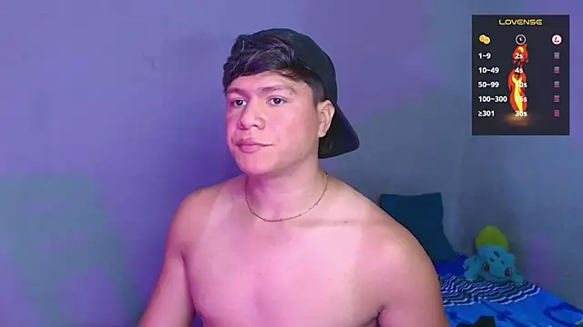 Snapshot of Alejandro_Vt chatting on 12-20-25, 09:27 Alejandro Vt online show from 12-20-25, 09:27