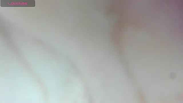 Snapshot of emahills__axelrose chatting on 09-25-25, 12:25 emahills  axelrose online show from 09-25-25, 12:25