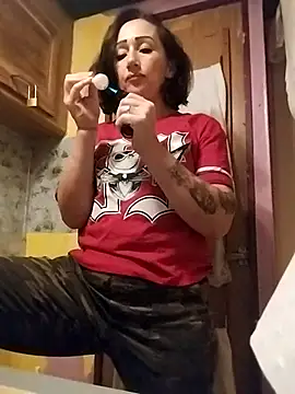 Snapshot of Dirtywhitebitch5150 chatting on 09-23-25, 06:38 Dirtywhitebitch5150 online show from 09-23-25, 06:38