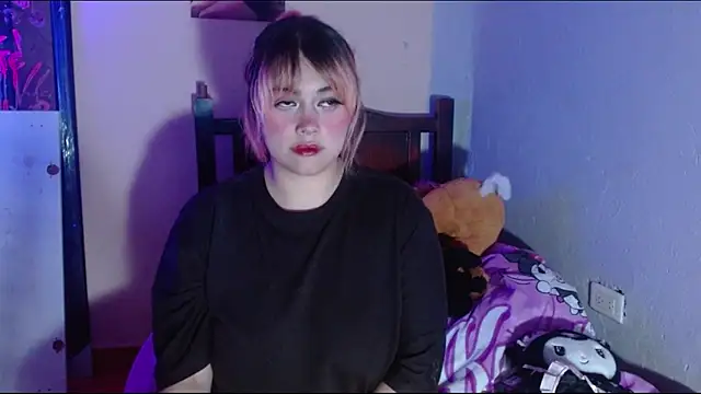 caro lina20 online show from 11-10-25, 05:39