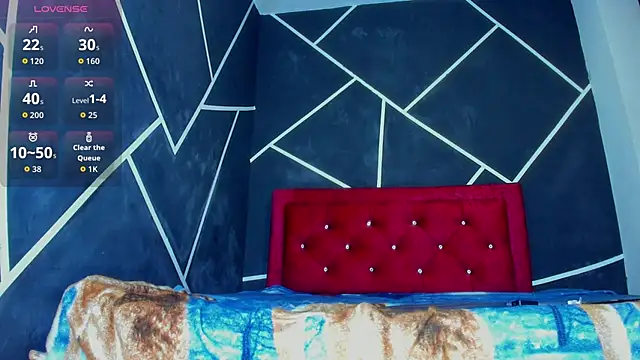 Massimo Cruz online show from 03-18-26, 01:03