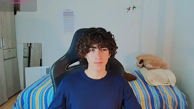 Nude Boy18 online show from 02-21-26, 12:44