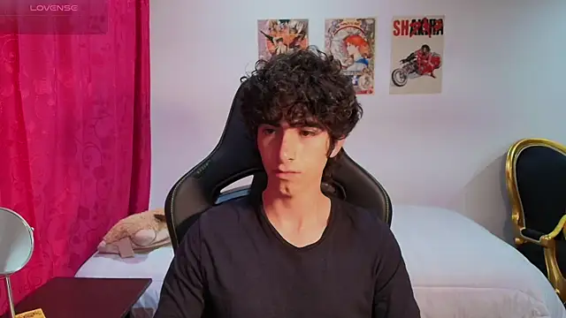Snapshot of Nude_Boy18 chatting on 07-06-26, 01:02 Nude Boy18 online show from 07-06-26, 01:02