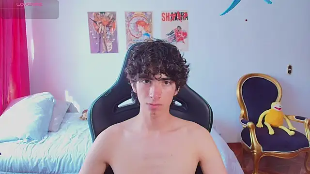 Snapshot of Nude_Boy18 chatting on 07-13-26, 08:44 Nude Boy18 online show from 07-13-26, 08:44