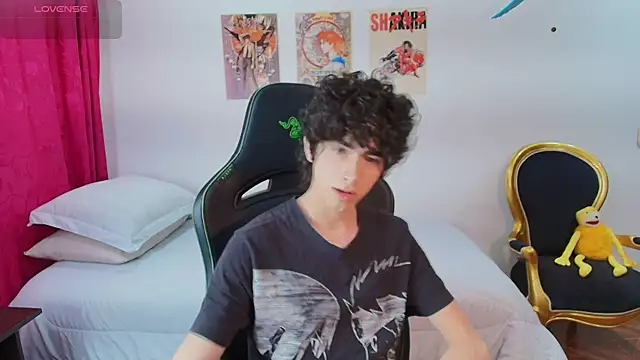 Snapshot of Nude_Boy18 chatting on 07-17-26, 12:39 Nude Boy18 online show from 07-17-26, 12:39